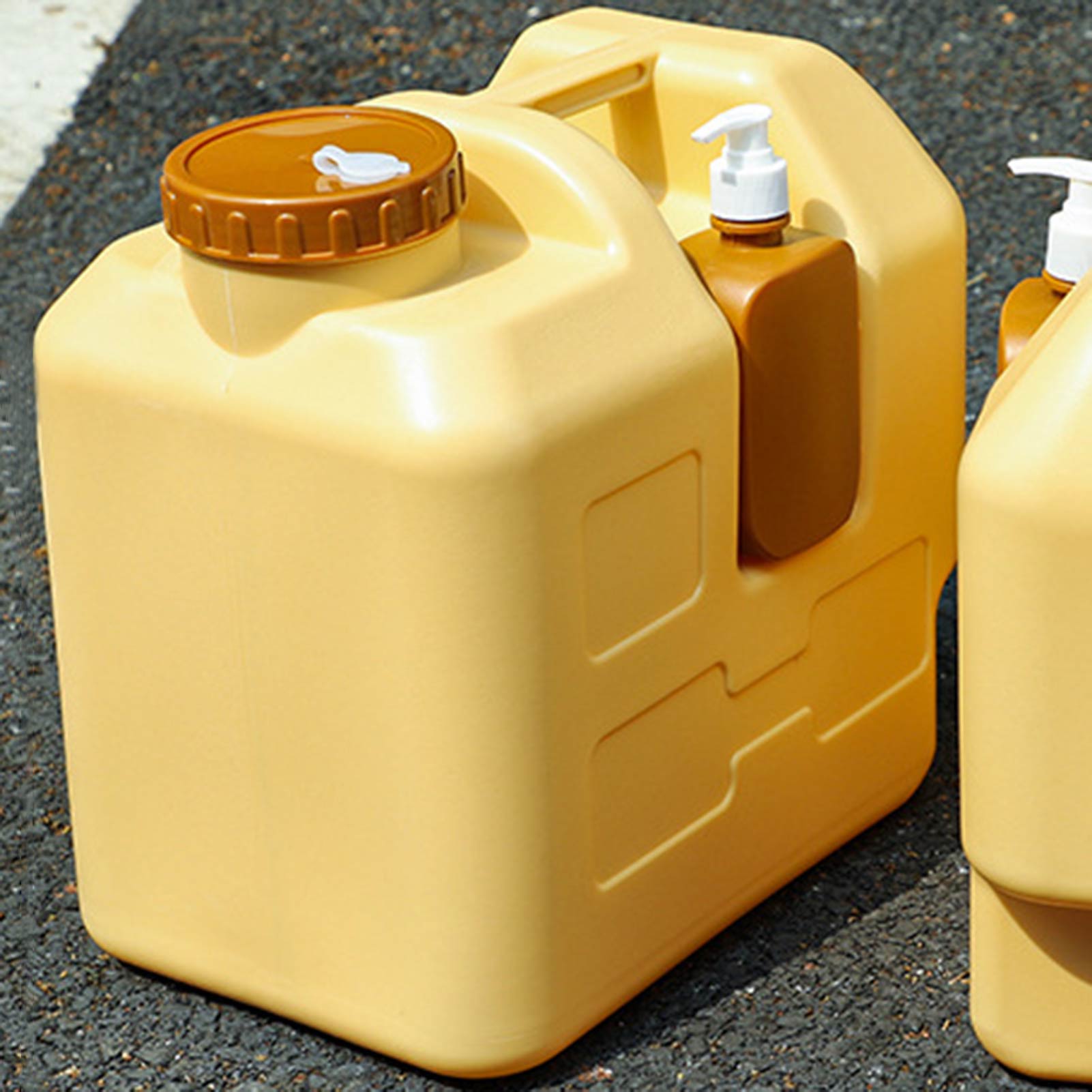 20L Outdoor Portable Bucket Thickened Car Water Tank Portable Driving Water Bucket Portable Tank Container For Camping Regular