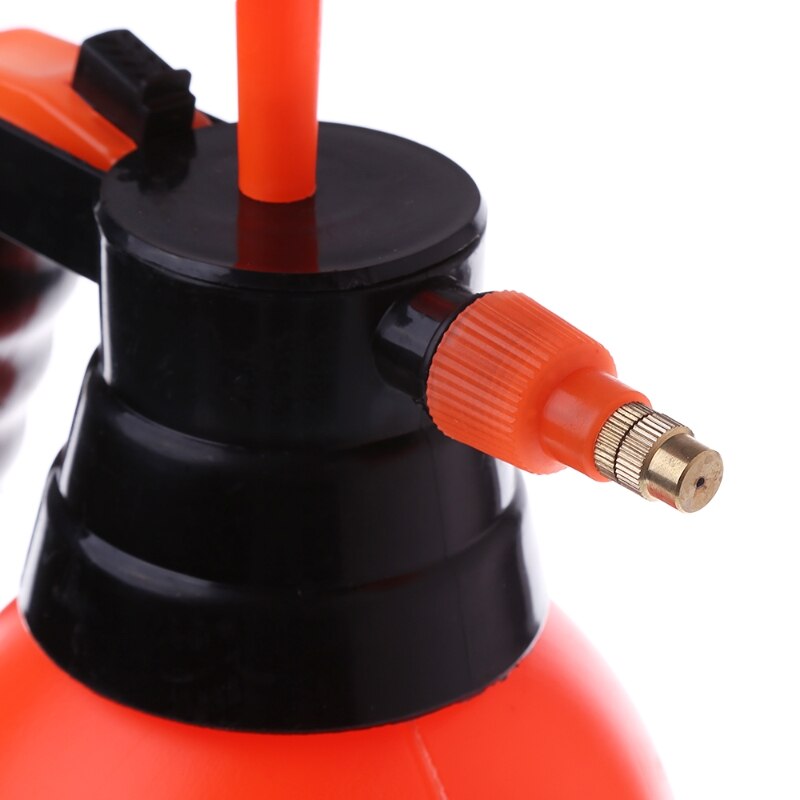 2.0L Car Washing Pressure Spray Pot Auto Clean Pump Sprayer Bottle Pressurized Spray Bottle High Corrosion Resistance